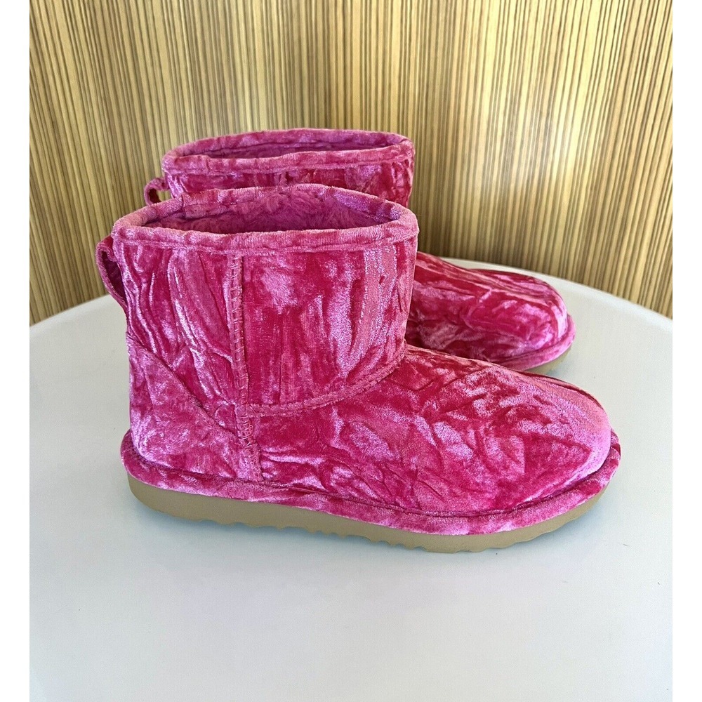 UGGS NEW pink crushed‎ velvet sheepskin shearling boots Raspberry Wool 6